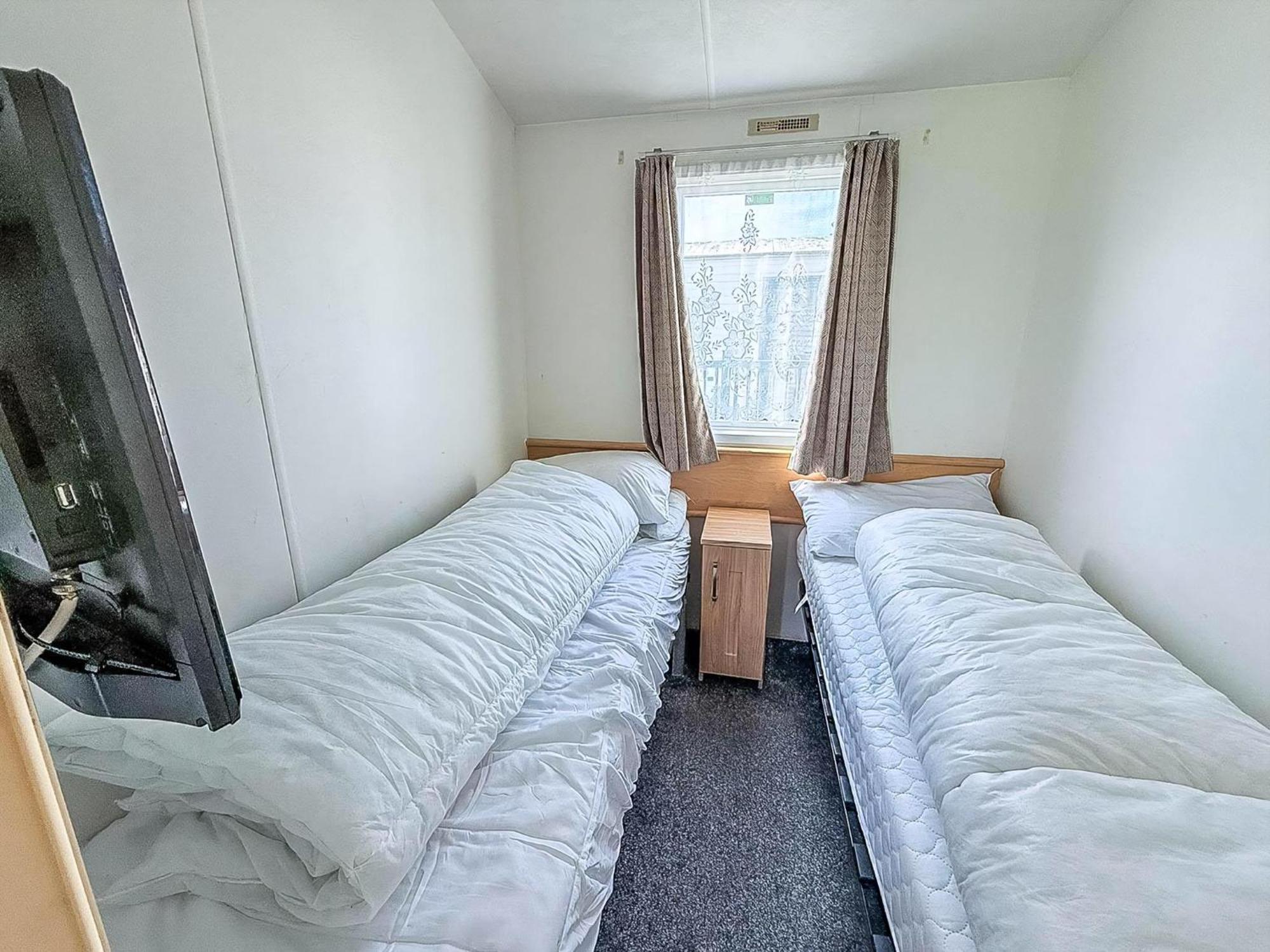 6 Berth Staycation Caravan Nearby Clacton-On-Sea In Essex Ref 26254E 外观 照片