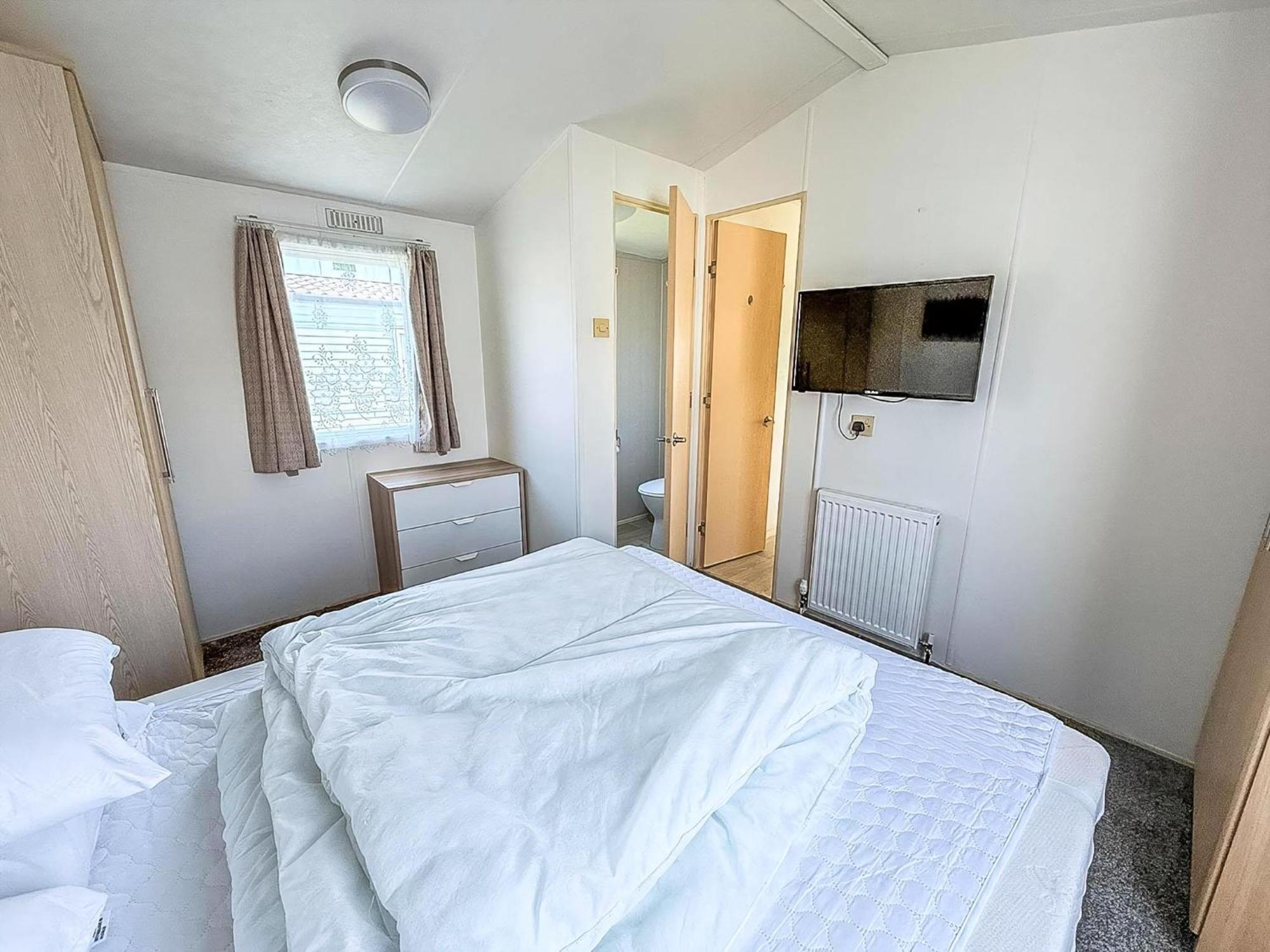 6 Berth Staycation Caravan Nearby Clacton-On-Sea In Essex Ref 26254E 外观 照片
